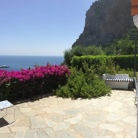 Villa Faraglioni *