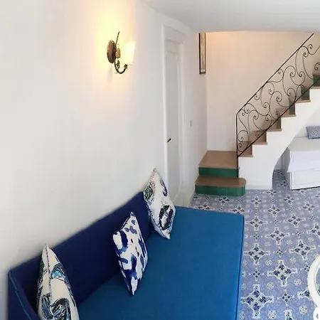 Faraglioni Villa *
